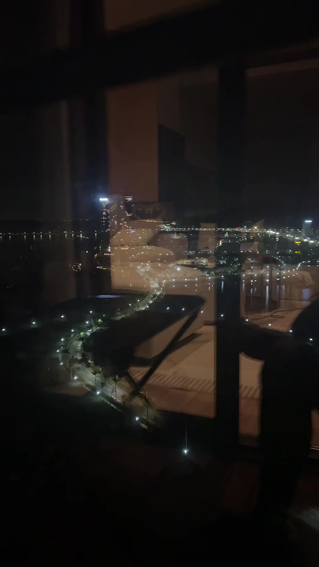 Nightlight ! G&oacute;c ban c&ocirc;ng - 0:30 #halongbay #chill #hoangkie #gdragon 