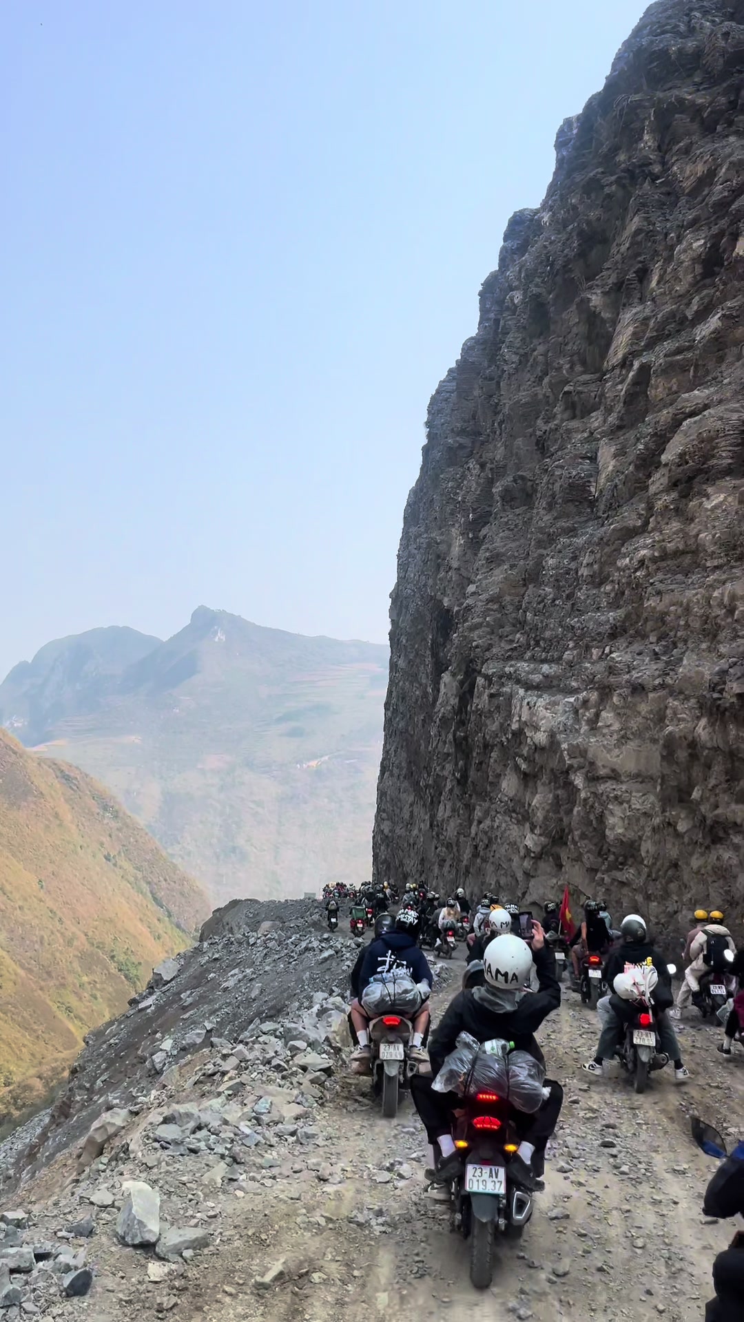 These roads are wild😰  #hagiang #hagiangloop #northvietnam #traveltiktok 