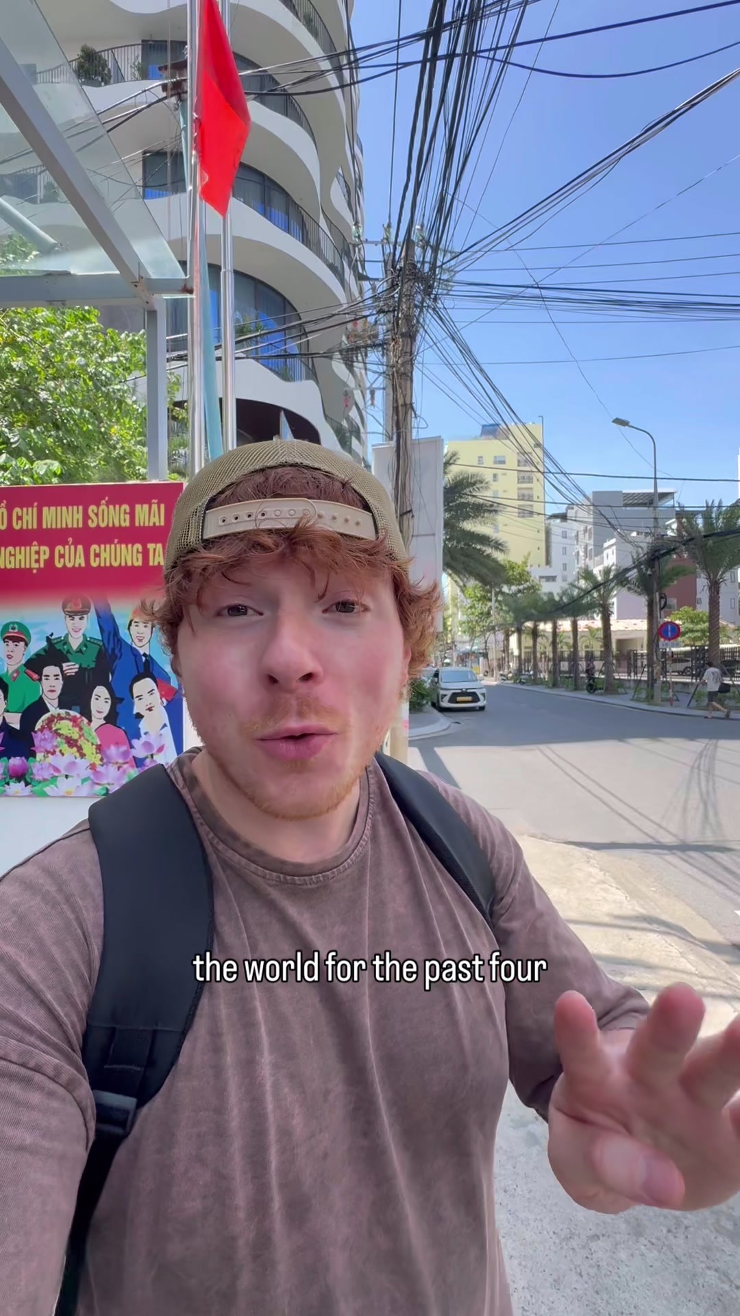 The prices in Vietnam are insane 🇻🇳 #fyp #tellme #traveltiktok #backpacking #vietnam 