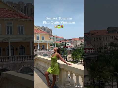 Sunset Town Ph&uacute; Quốc Vietnam🏫🖼️💐 #vietnam #phuquoc #adventure #travel #ytshorts #shorts #viral