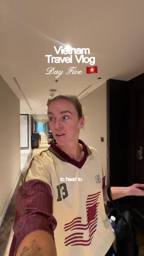 Spend the day in Hanoi, Vietnam with me! I looooved this vietnamese cooking class - you can book through Klook under &ldquo;Rose Kitchen&rdquo; 👩🏼&zwj;🍳 #hanoifood #hanoithingstodo #vietnamtrip #vietnamtravel #vietnamesecookingclass  