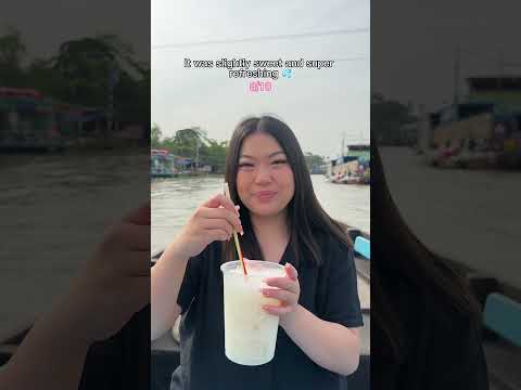 Everything I ate at Cai Rang Floating Market in Vietnam 😍🛶🍜🥖