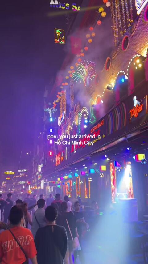 Day 40/67 - Saigon nights hit different.  Nothing prepares you for the crazy energy of Bui Vien. The ultimate backpacker street that literally never sleeps. You just have to see it to believe it. Are you team party street or team quiet nights? #hichiminh #hochiminhcity #vietnam #backpacking #solotravel 