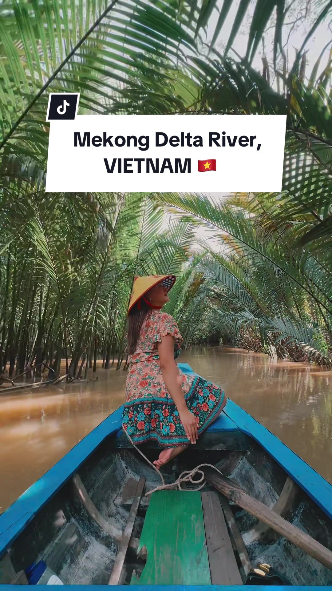 MEKONG DELTA is a must-try activity when visiting Ho Chi Minh City, Vietnam 🇻🇳 This river is approximately 2,703 miles (4,350 kilometers) long, making it one of the longest rivers in the world. 😱🌎🛶 . . . . #vietnam #hochiminh #mekong #mekongriver #mekongdelta #saigon #mytho #vietnamese #travel #asia #klook #klooktravel #hcm #river #tnktravel 