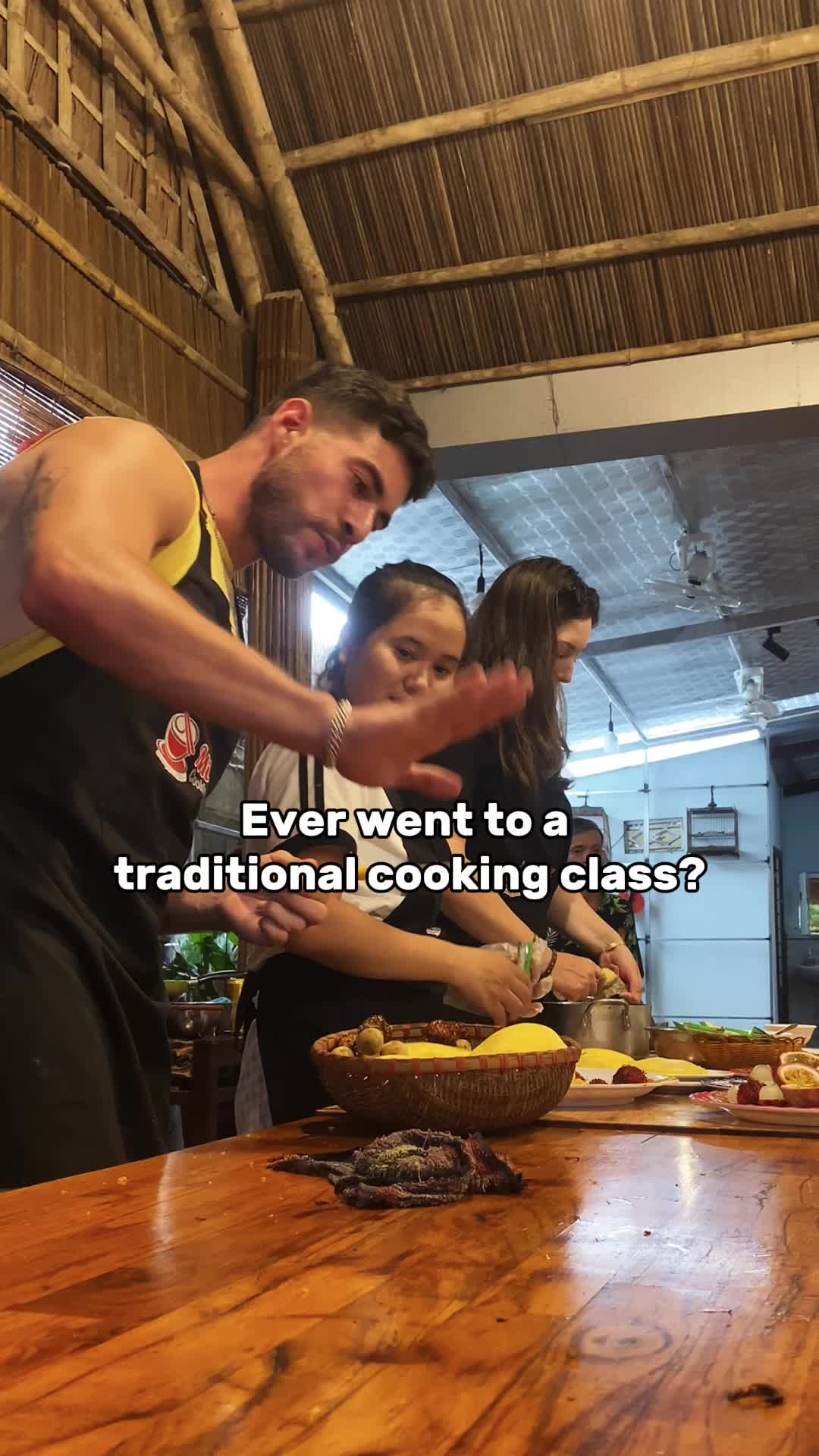 This is a must!! Mimi&rsquo;s cooking class in Hoi an, Vietnam🍲 #traveling #vietnamesefood #foryoupagee 