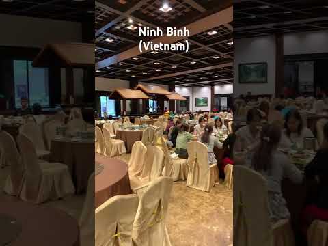 Lunch at Bai Dinh Hotel, Ninh Binh (Vietnam) #shorts #vietnam #travel #ninhb&igrave;nh