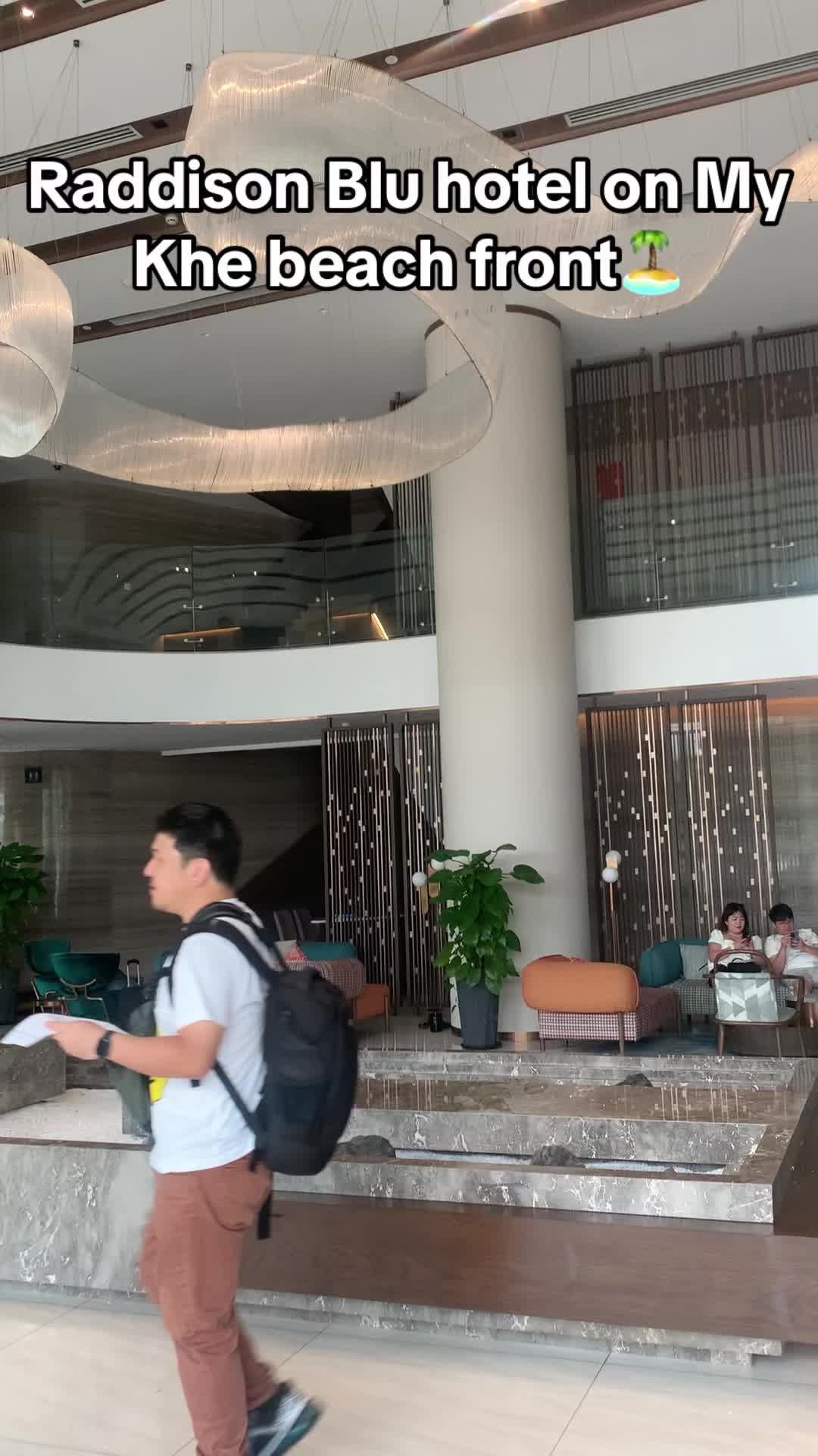 If your looking for somewhere to stay in Da Nang! Check out the Raddison Blu on My Khe beach front.. It has amazing views.. Spectacular infinity pool and many facilities you can use including gym, spa, sauna and steam room. They offer discounts on drinks ans foods. Laundry service and a mini bar in the room. #vietnam #danang #mykhebeach #traveltiktok #raddisonblu #fyp #viral #travel #luxury #welsh 