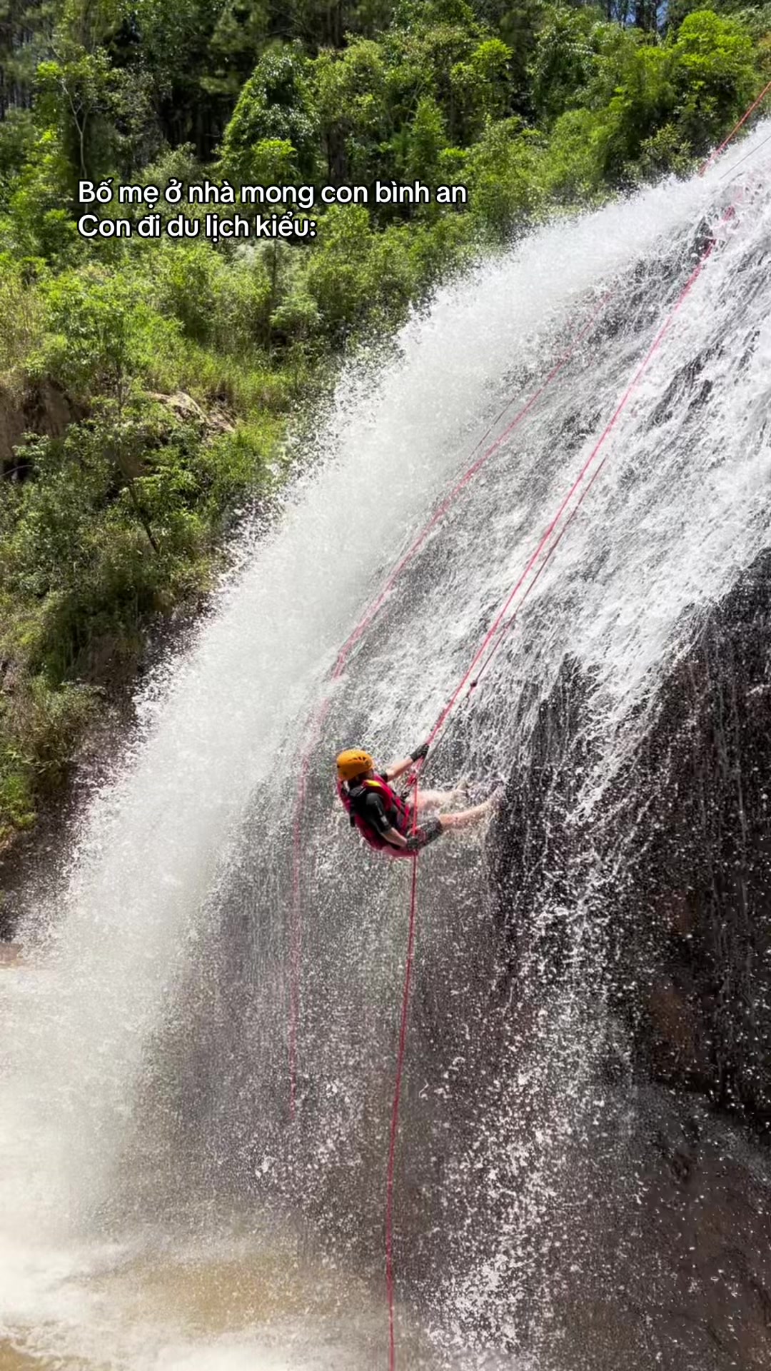 Vượt th&aacute;c Datanla #Iwandering #canyoning #dalat #datanla 