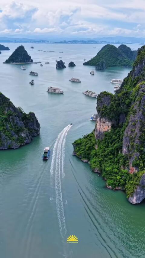 ✨ Things to Do in Ha Long Bay 🌊 When people think of Ha Long Bay, cruises among limestone cliffs usually come first. But this UNESCO World Heritage Site has so much more waiting for you! 🏝️💫 🌅 Relax at hidden beaches 🎶 Chill with live music by the shore 🎢 Experience thrilling rides at Sun World theme park 🍴 Feast on fresh Ha Long seafood &ndash; straight from the sea to your table Beyond the iconic cruise, Ha Long Bay is filled with hidden gems that make every trip unforgettable. 💡 SAVE this for your next Vietnam trip and uncover a different side of Ha Long Bay #halongbay #thingstodo #vietnamtravel #hiddenvietnam #unescoheritage      