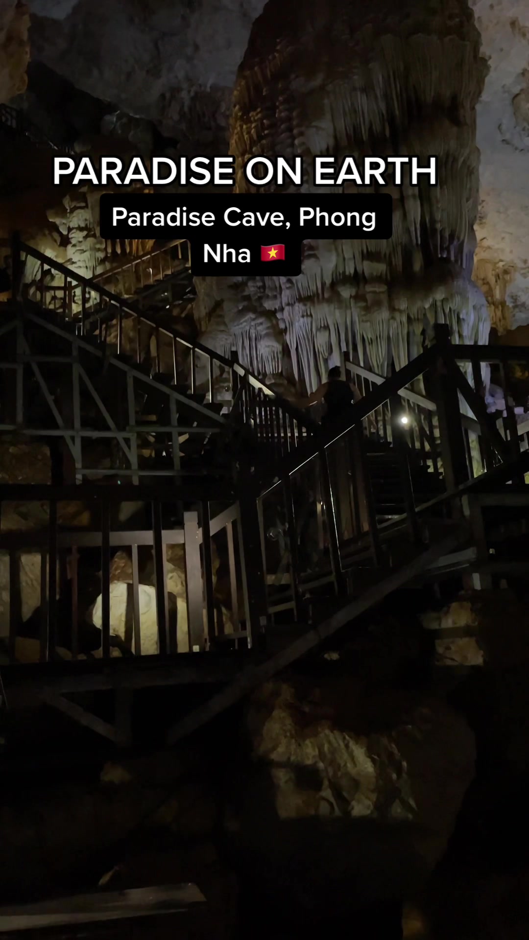Visiting the longest dry cave in the world 🫣 #vietnam #vietnamwhynot #tiktokvietnam #travel #traveltiktok #cave