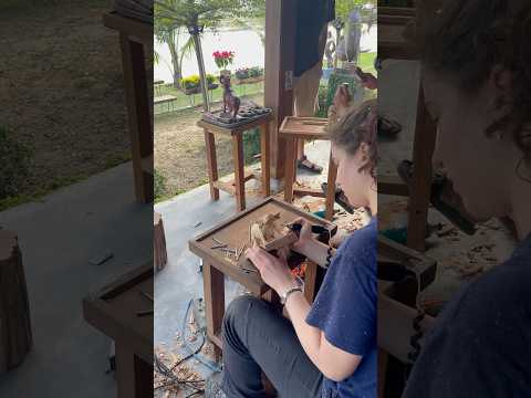 Things to do in Hoi An besides cooking class #hoiantravel #woodcarvingclass #workshop