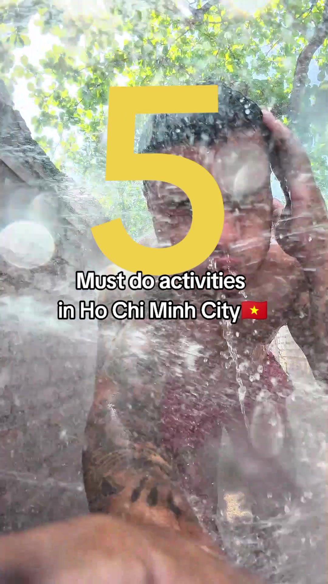 Better option for Ho Chi Minh City 🇻🇳 SAVE THIS! #hochiminh #travellife #guide #tips #backpacking #fy #actives #5 #travelwithrandyo #top #page #hanoi #saigon #vietnam 