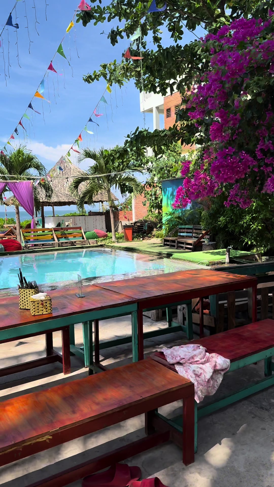 The voice is sounding rough today but we go on #muine #vietnam #traveltiktok #traveltok #hostellife 