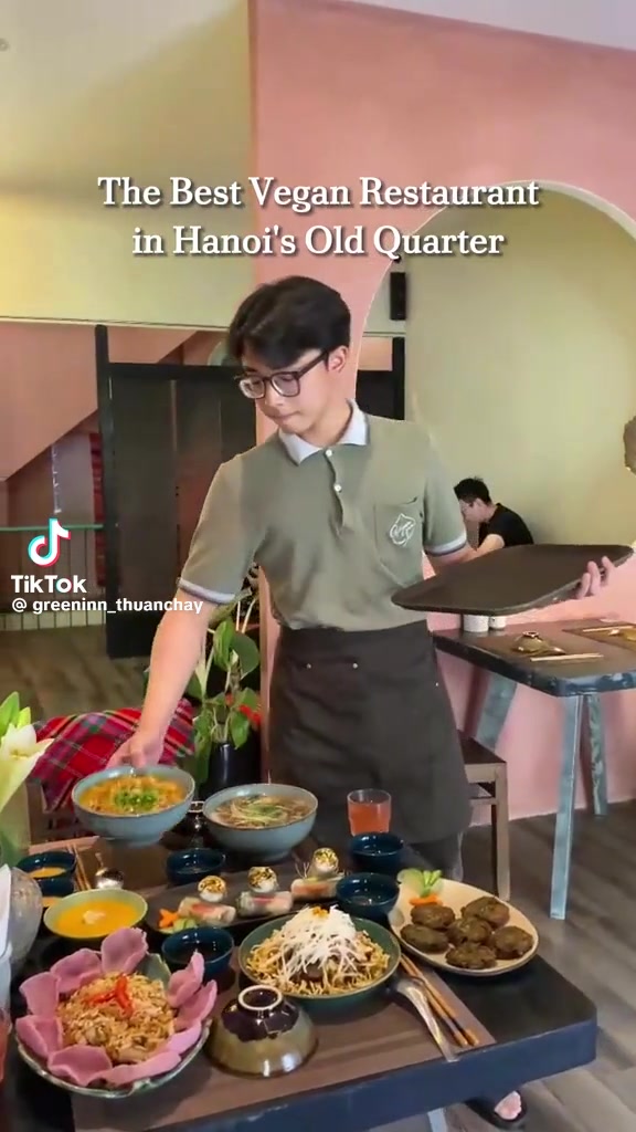 ~ Vegan & vegetarian restaurant in H&agrave; nội _ Việt Nam 🇻🇳 🌱🌍🌱~