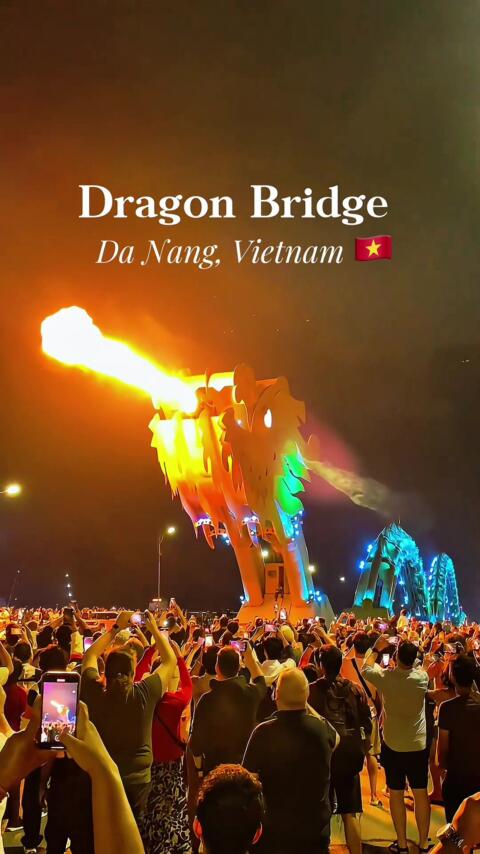 Dragon Bridge, Da Nang, Vietnam  . . . #vietnam #danang #dragonbridge #seyahat #explorevietnam