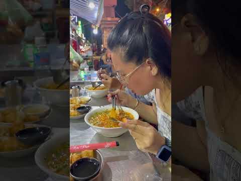 Saigon Street Food 🥘🇻🇳