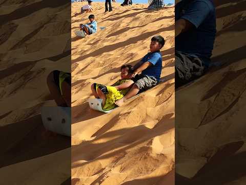 trượt đồi c&aacute;t đỏ Mũi N&eacute; #shorts , Skiing the red sand dunes of Mui Ne #shorts