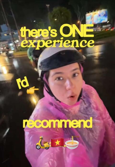my FAV experience in Ho Chi Minh City: motorbike food tour <3 🇻🇳  #vietnam #hochiminh #saigon #motorbikefoodtour #vietnamesefood 
