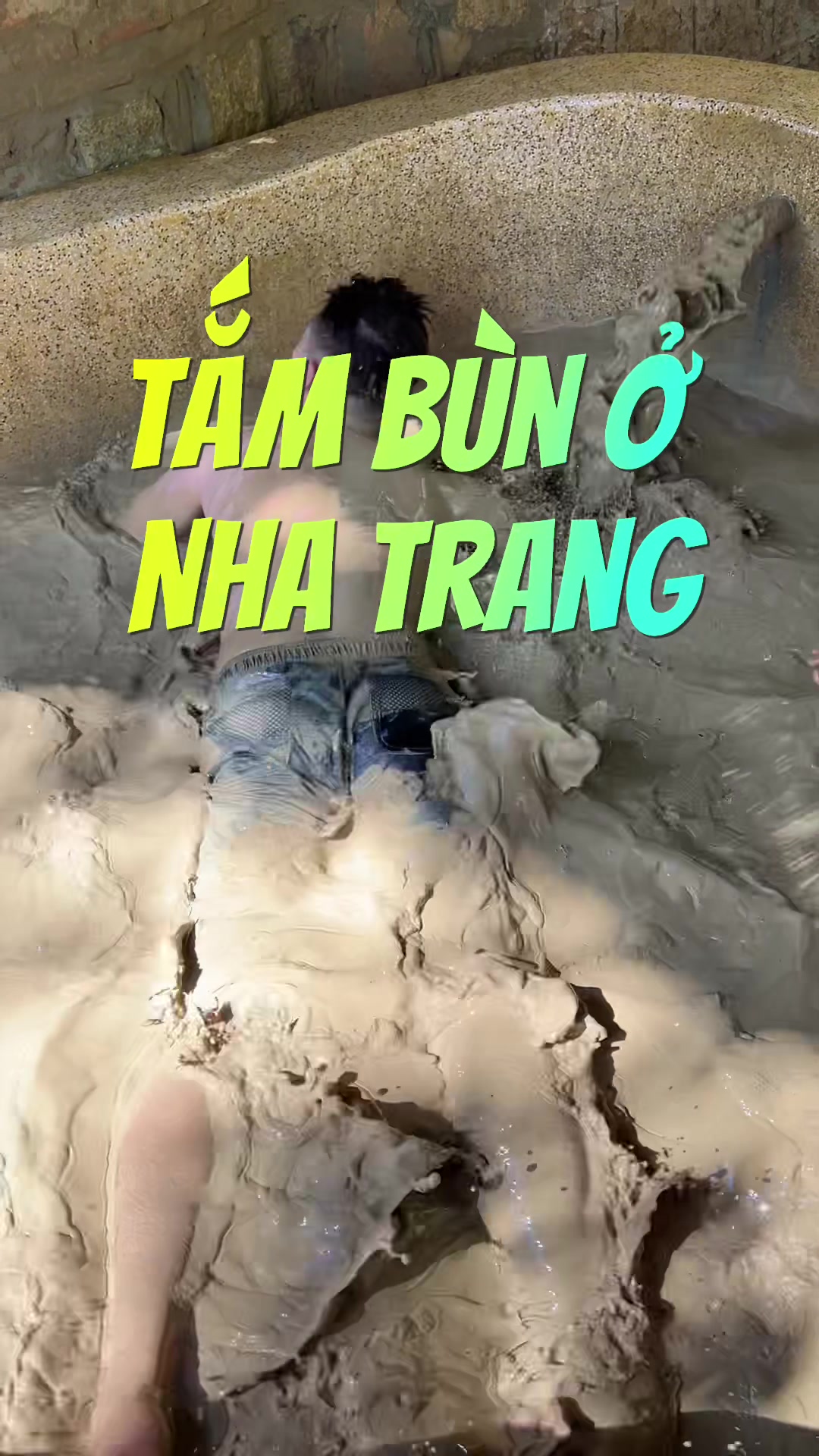 Lần đầu trải nghiệm tắm b&ugrave;n ở Nha Trang #LearnOnTikTok #canquetsaigon 