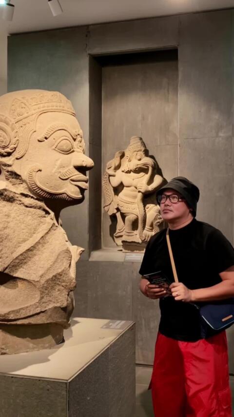 The Da Nang Museum of Cham Sculpture is the largest collection of Cham sculpture and artwork in the world.  Situated in a quiet area of Da Nang City, the Cham Museum was built in 1915 according to the motifs of ancient Cham Architecture. The museum displays an intensive and diverse collection of Champa sculpture dating from the 7th to the 15th centuries, when a matriarchal society prevailed. Thank you @cebupacificair @danangfantastic @danangmuseum  #LetsFlyEveryJuan #DaNangFantasticity #DaNangMuseum #ChamMuseum #OrangeMagazinePH 