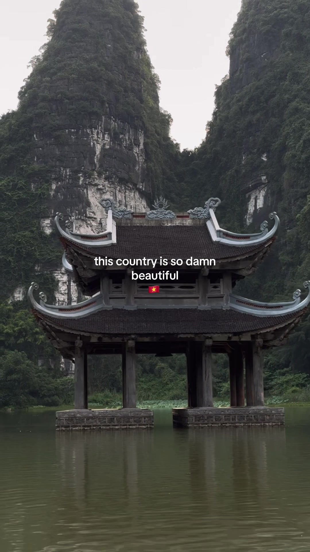 Hands down my favourite country to travel 📍 trang an, ninh binh  #fyp #travel #backpacking #vietnam #solotravel #ninhbinh 