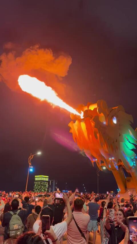 Da Nang travel | Fire-Breathing Dragon Bridge 🔥#vietnamtravel #dragonbridge #danang #danangtravel #vietnamitinerary 