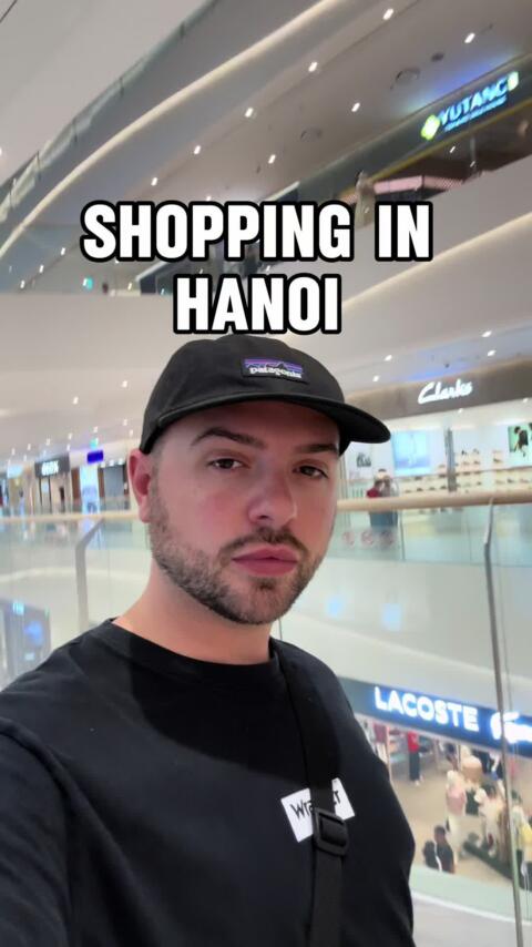 A huge shopping mall near our flat! Shopping in Hanoi 🇻🇳 #shopping #lefttheUK #vietnam #teacherlife #hanoi #expat #travel 