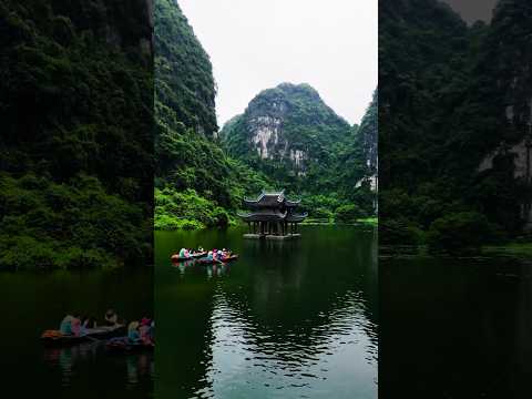 Tr&agrave;ng An, Ninh B&igrave;nh - Nhất định phải đến một lần trong đời! #shorts  Zai Tri