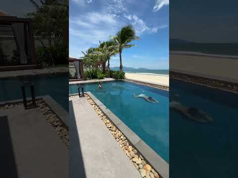 We stayed at this LUXURY RESORT in Danang, Vietnam! 🇻🇳
