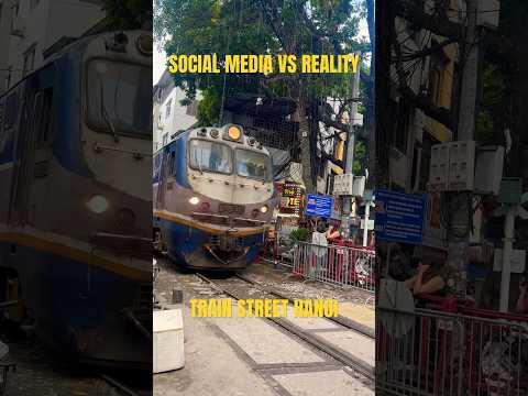 SOCIAL MEDIA VS REALITY | HANOI TRAIN STREET, HANOI, VIETNAM | BEST TRAIN STREET VIEW | MUST VISIT