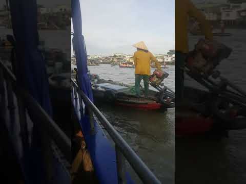 [IE Vietnam 2019] Cai Rang floating market, 2 of 3