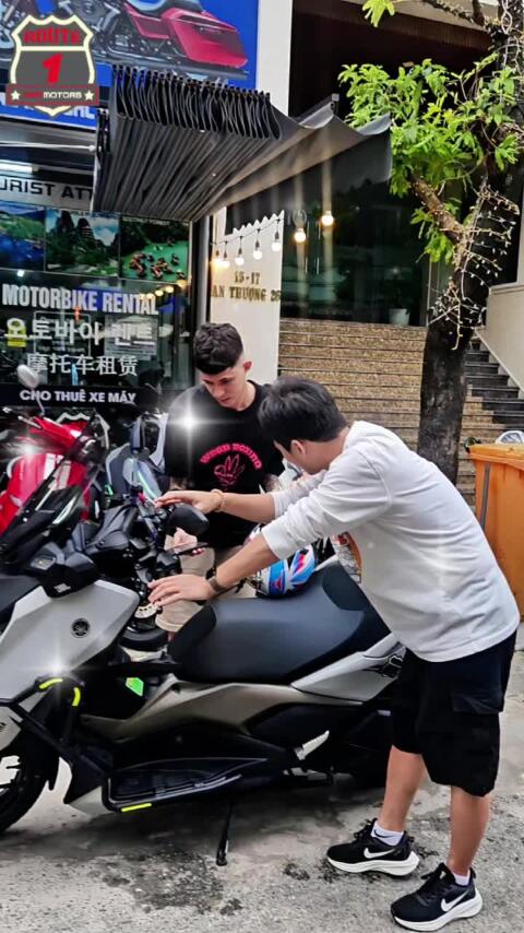 Đầu tuần đ&ocirc;ng vui kh&aacute;ch thu&ecirc; xe tại Route 1 Đ&agrave; Nẵng , đ&ocirc;ng full 2 chi nh&aacute;nh  #rentbike #route1 #custombike #pkl #motorcycle 
