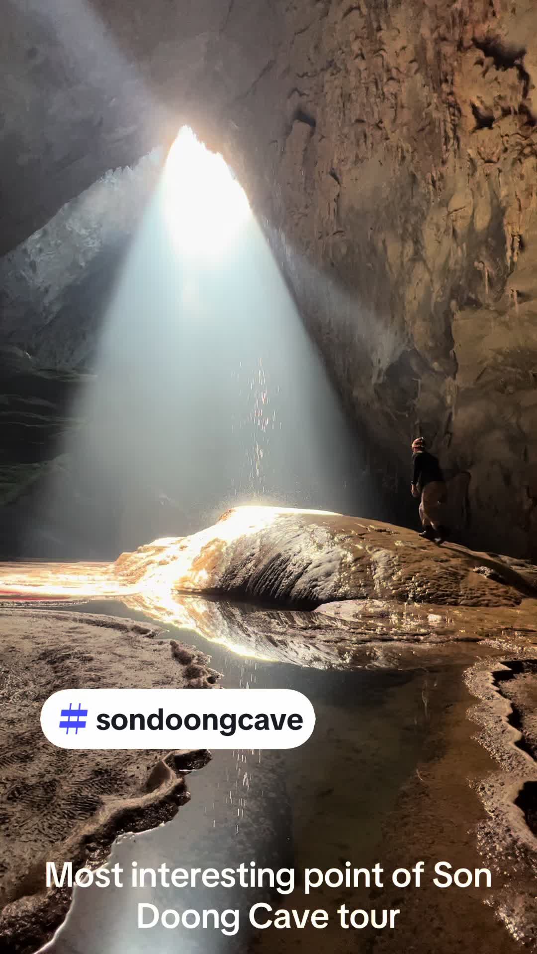 Điểm check in đẹp nhất của hang Sơn Đo &ograve;ng nhưng kh&ocirc;ng phải ai cũng may mắn gặp (11:30 khi trời c&oacute; nắng) / Most fantastic check in point of Son Doong Cave Tour #timelapse #sondoongcave 