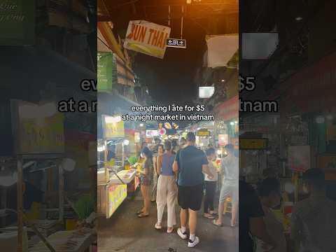 trying street food at the ho thi ky night market in ho chi minh city, vietnam 🇻🇳
