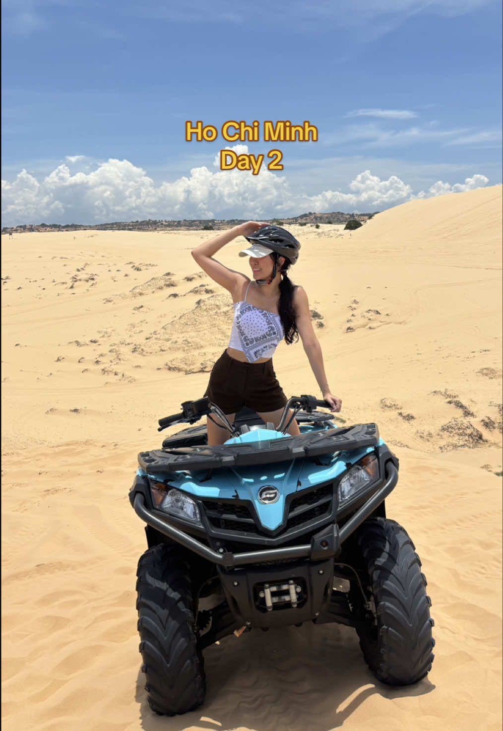 Spent day 2 at a cute sea side resort town called Mui Ne! Was sweaty and covered in sand at the end of it but so worth it!! 😌😌 #hcmc #hochiminh #vietnam #hcmcity #hcm #hcmcfood #vietnamtravel #muine #sanddunes #vietnamthingstodo @syusterr 