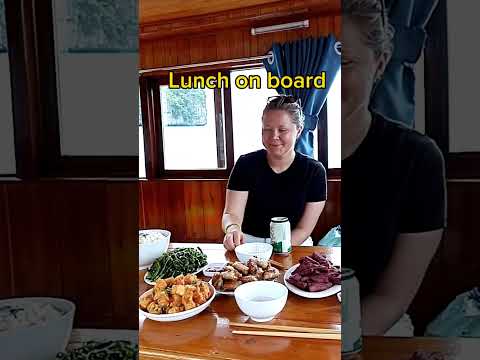 Lan Ha bay day trip from Cat Ba island with Hanoi guide Smile