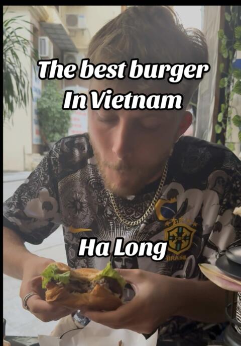 The best burger in Vietnam ???  @thezebrabarhalonoo 10/10 Definitely on the pricier side . But the produce is top quality and the flavours are insane . Definitely comes above 9/10 burgers I have had back home and any burger I have had in South east Asia  #foodtok#traveltok#traveltips#halong #vietnamtravel 